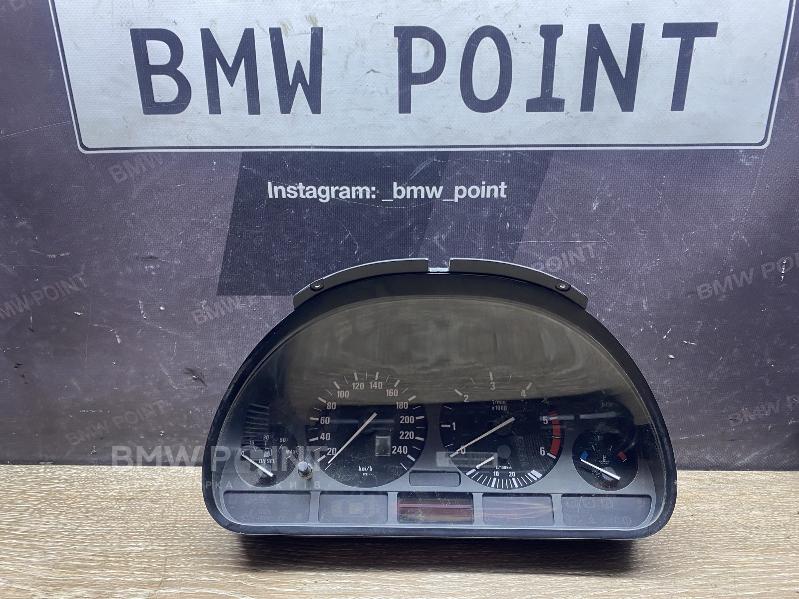 Панель приладів BMW E39 (МКПП) дизель VDO